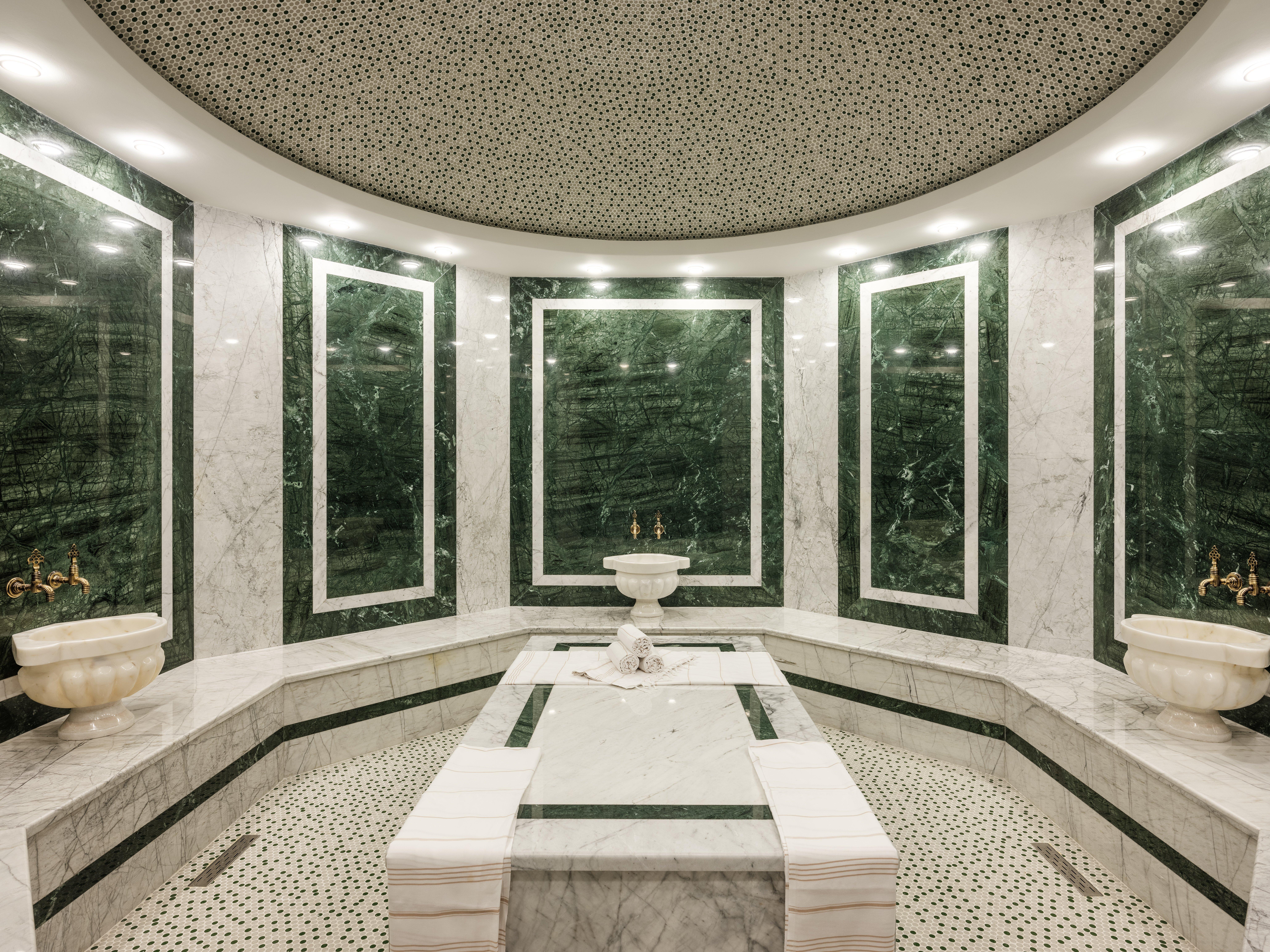 Intercontinental Baku By Ihg Hotell Eksteriør bilde Turkish bath