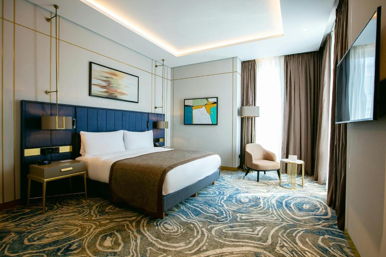 Intercontinental Baku By Ihg Hotell Eksteriør bilde Deluxe room