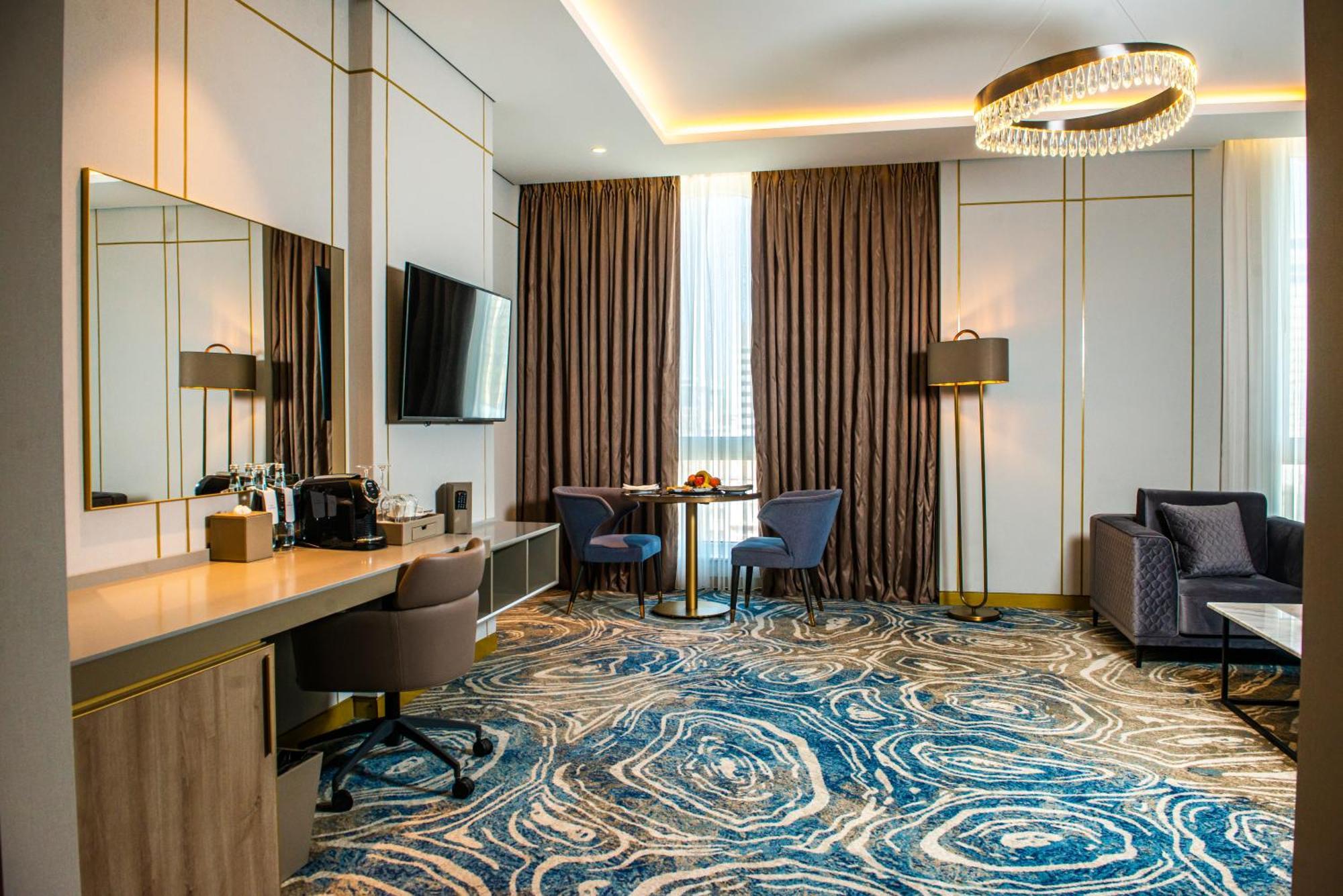 Intercontinental Baku By Ihg Hotell Eksteriør bilde Suite